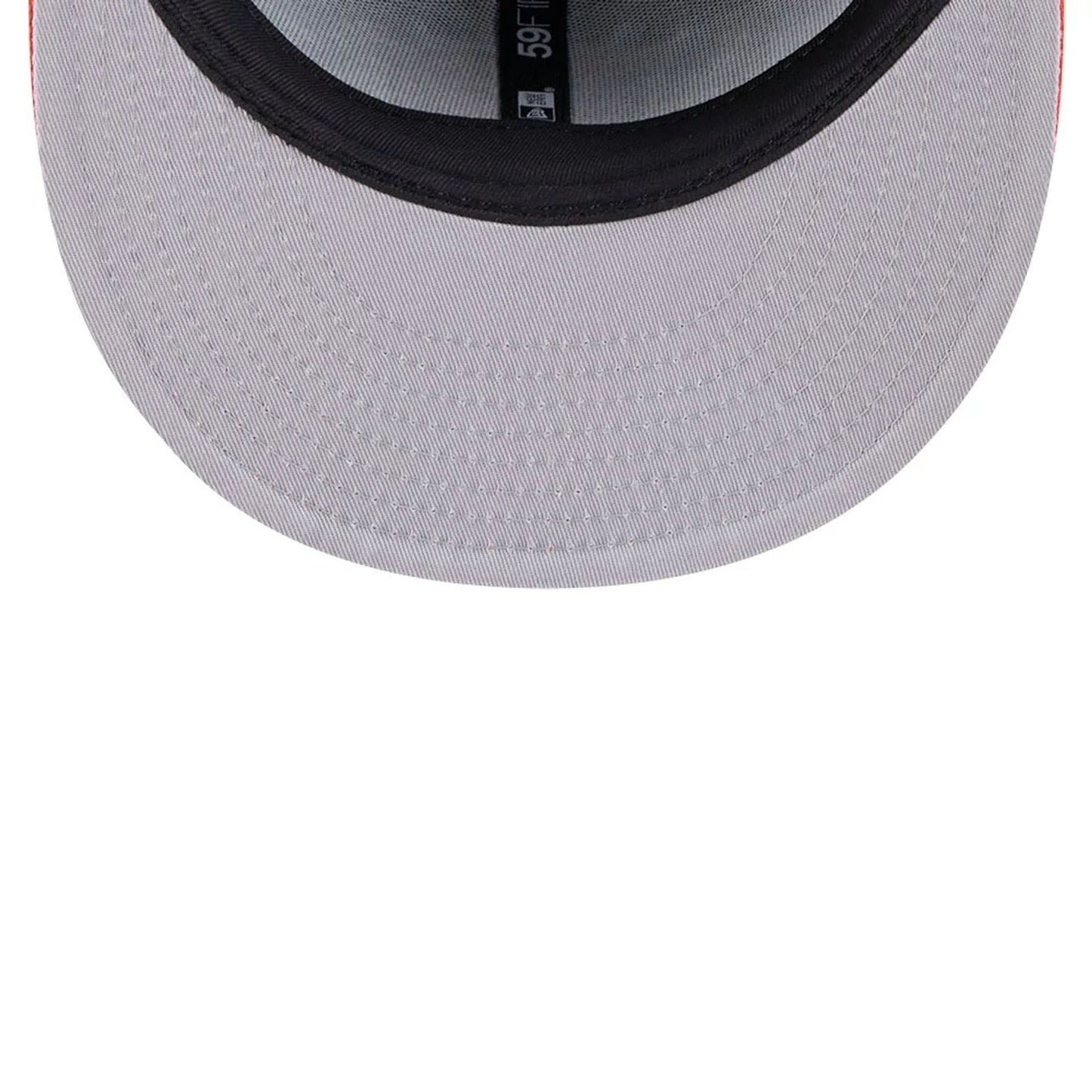 Pictured is this Chicago Bears NFL x Nickelodeon black 59FIFTY Fitted cap. 2