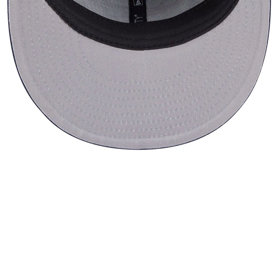 Pictured is this New England Patriots NFL x Nickelodeon black 59FIFTY Fitted cap. 2