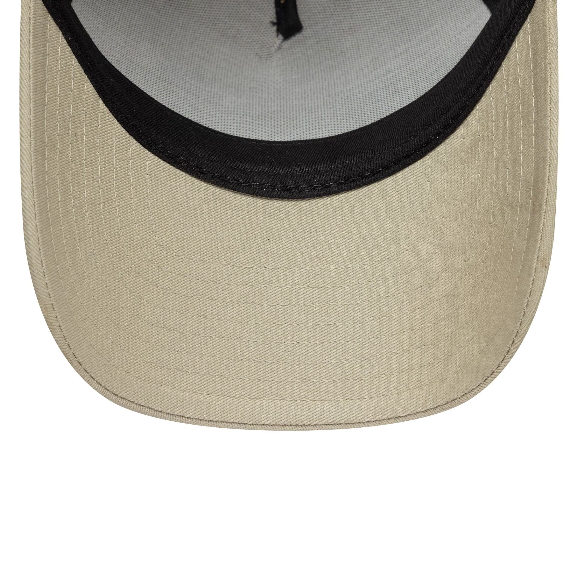 This is a RC Toulonnais Rct Light Beige 9FORTY E-Frame Trucker Adjustable Cap 7