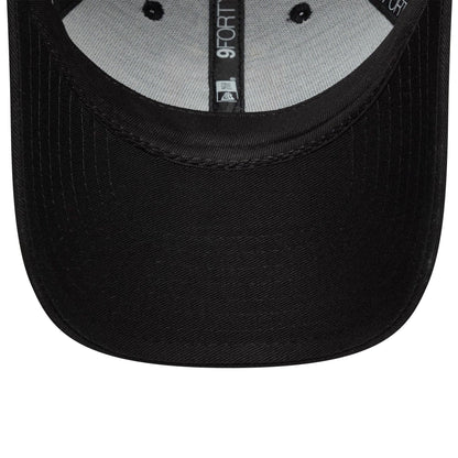 This is a RC Toulonnais Youth Core Black 9FORTY Adjustable Cap 7