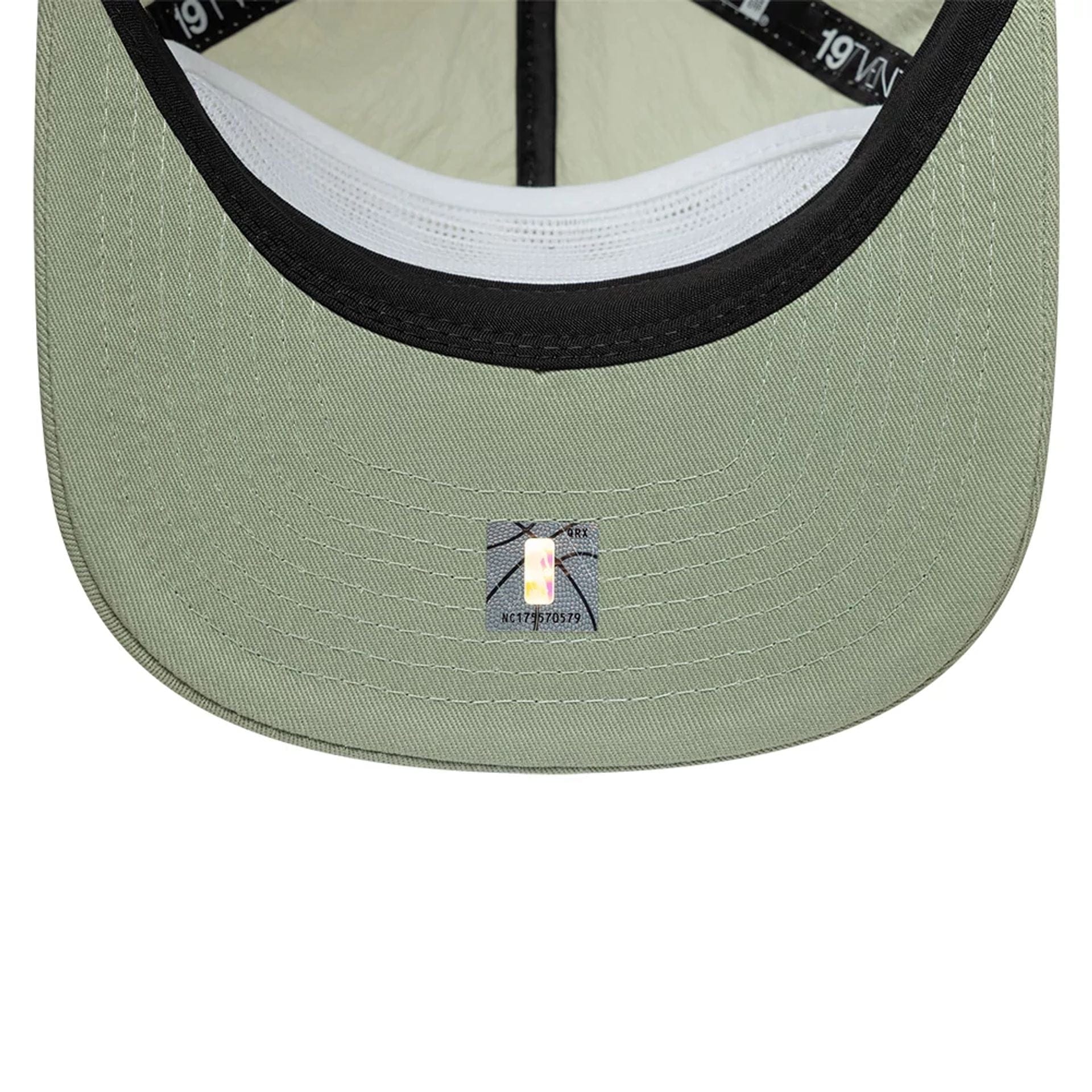 This is a Philadelphia 76ers Crinkle Pastel Green 19TWENTY Adjustable Cap 5