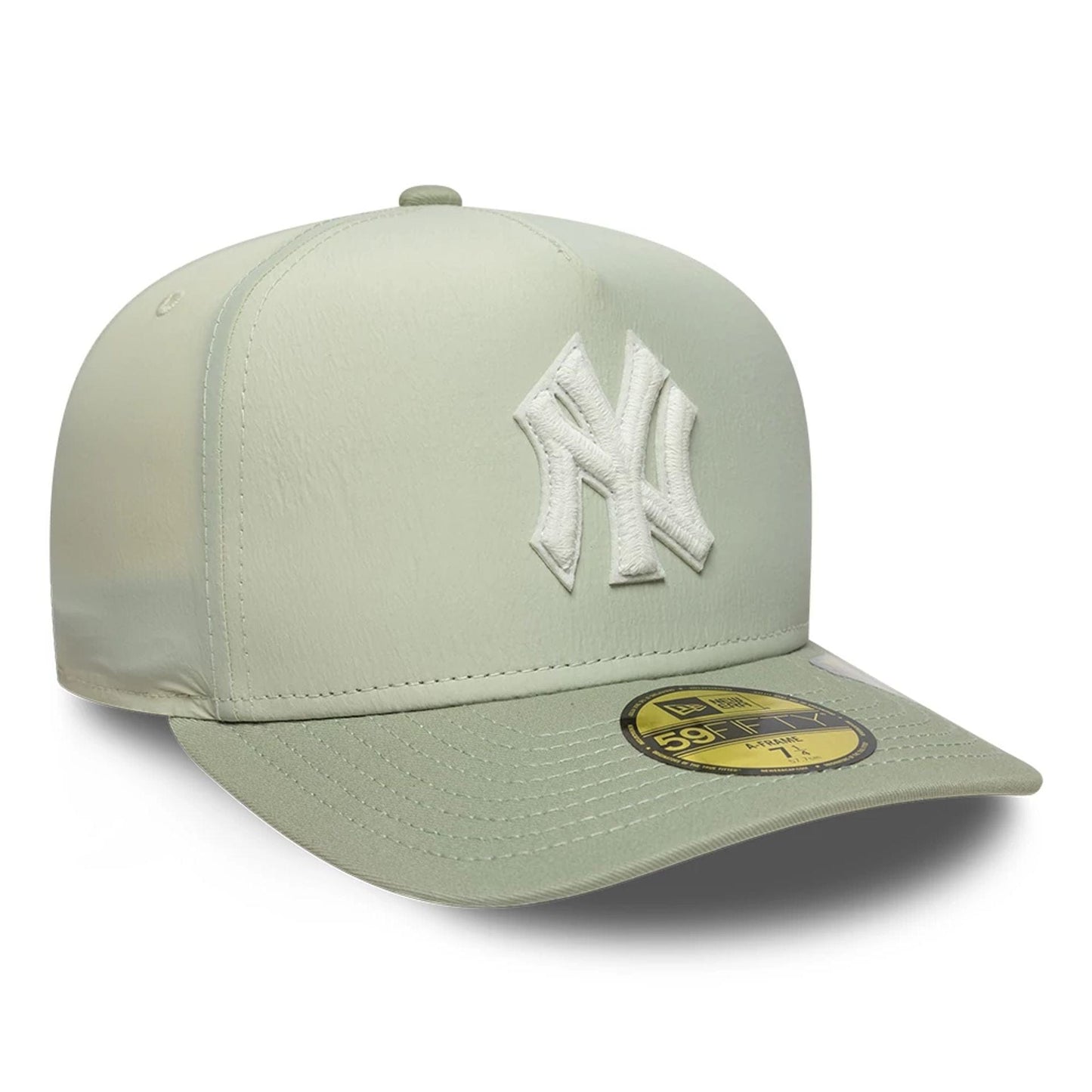This is a New York Yankees Crinkle Pastel Green 59FIFTY A-Frame Fitted Cap 3