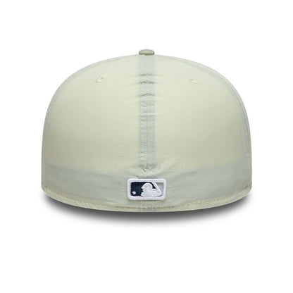 This is a New York Yankees Crinkle Pastel Green 59FIFTY A-Frame Fitted Cap 4
