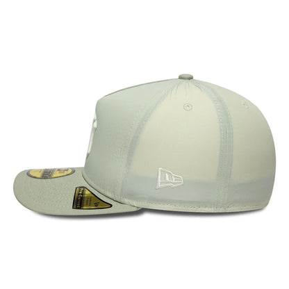 This is a New York Yankees Crinkle Pastel Green 59FIFTY A-Frame Fitted Cap 6