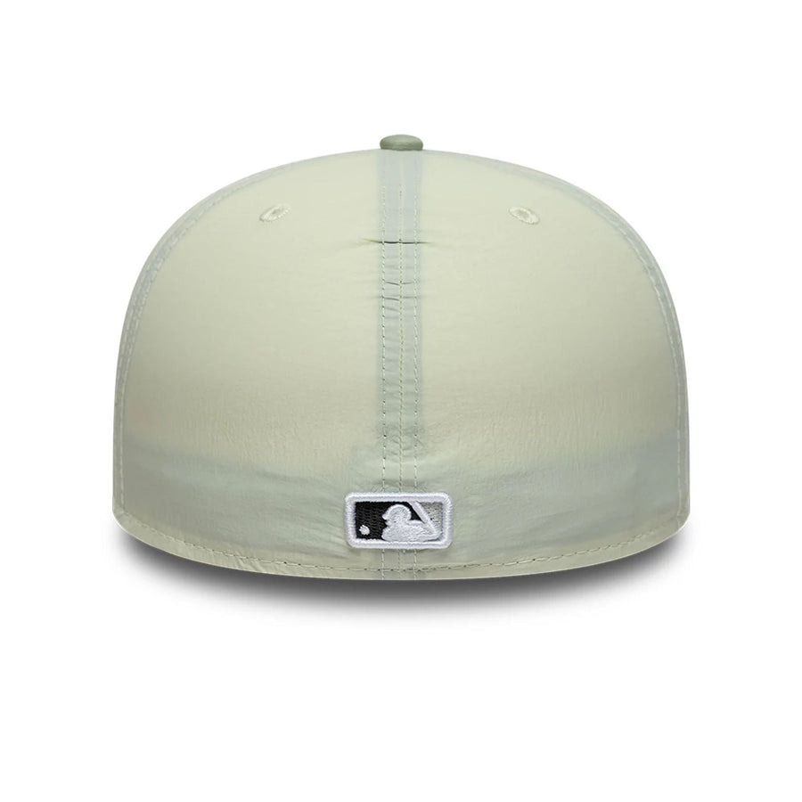 This is a Chicago White Sox Crinkle Pastel Green 59FIFTY A-Frame Fitted Cap 4