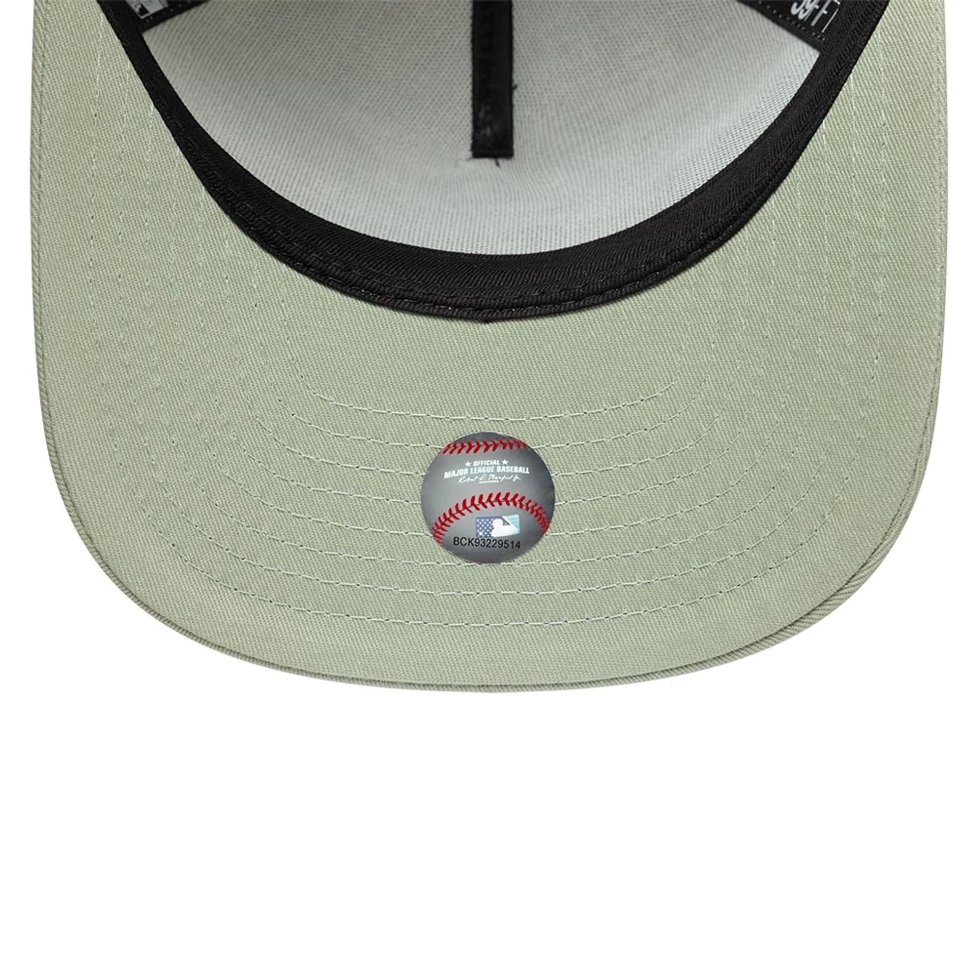 This is a Chicago White Sox Crinkle Pastel Green 59FIFTY A-Frame Fitted Cap 5
