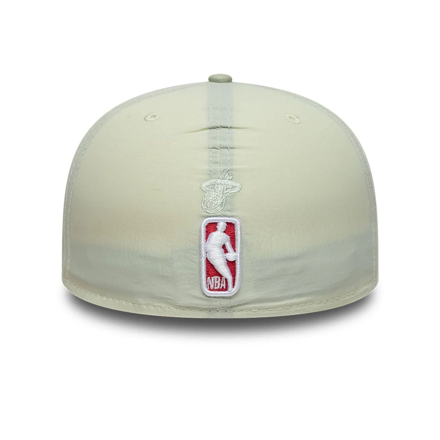 This is a Miami Heat Crinkle Pastel Green 59FIFTY A-Frame Fitted Cap 4