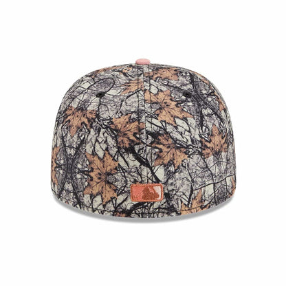 This is a New York Yankees Gradient Real Tree All Over Print 59FIFTY Fitted Cap 7