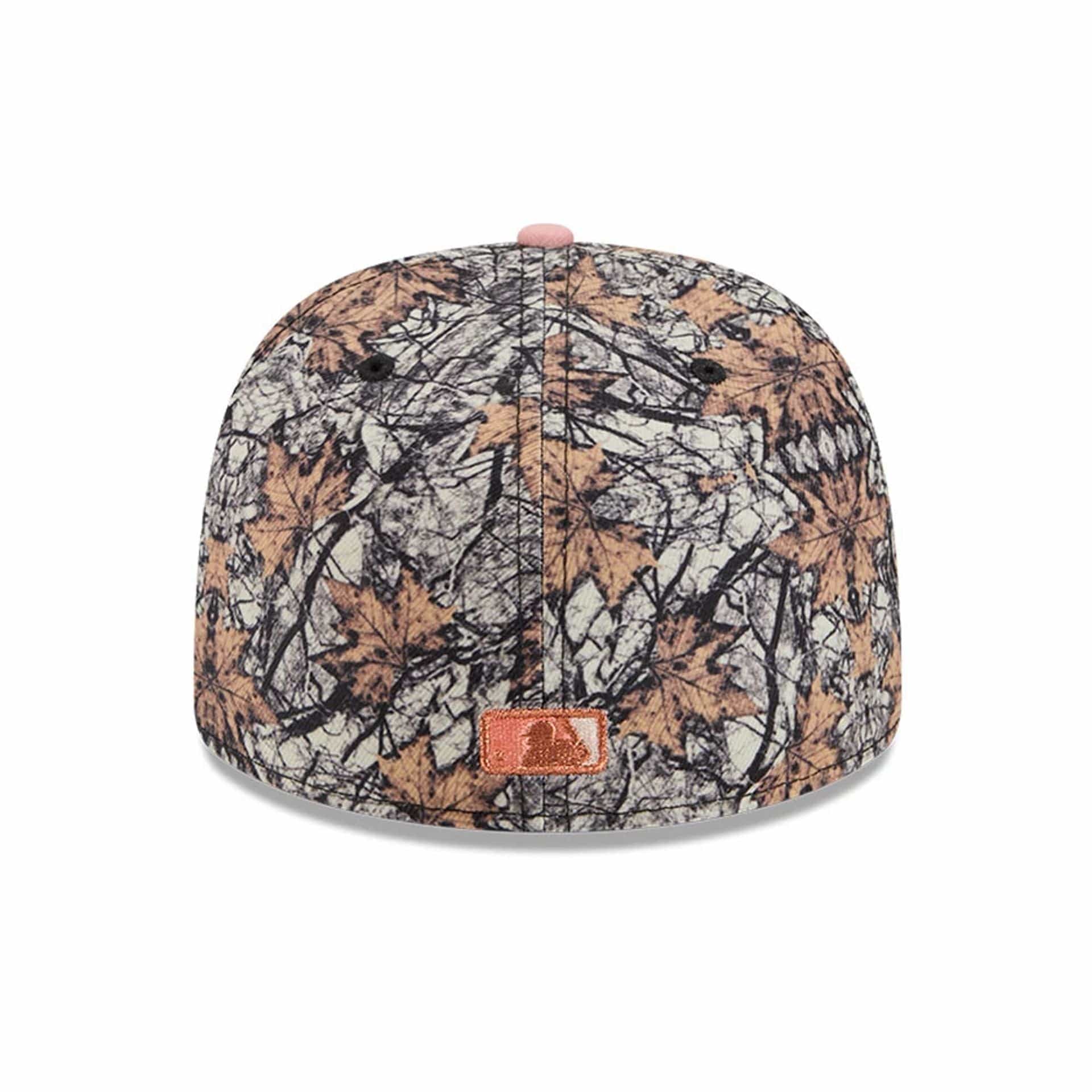 This is a LA Dodgers Gradient Real Tree All Over Print 59FIFTY Fitted Cap 7