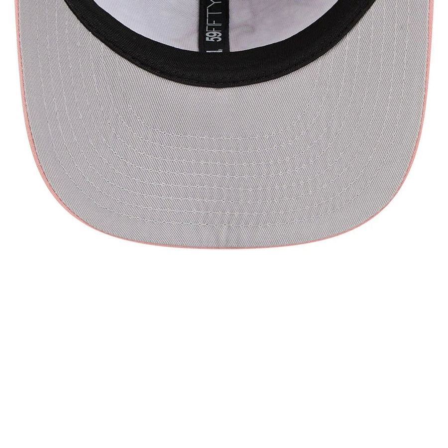 This is a Boston Red Sox Gradient Real Tree All Over Print 59FIFTY Fitted Cap 2