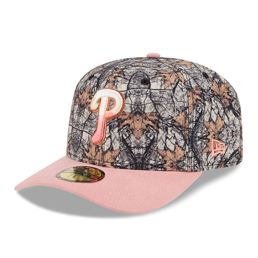 This is a Philadelphia Phillies Gradient Real Tree All Over Print 59FIFTY Fitted Cap 4