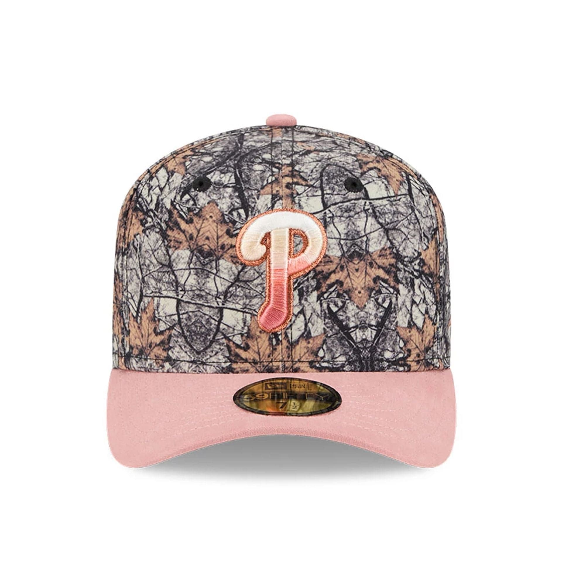This is a Philadelphia Phillies Gradient Real Tree All Over Print 59FIFTY Fitted Cap 3