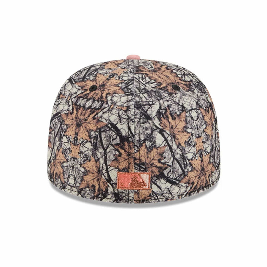 This is a Chicago White Sox Gradient Real Tree All Over Print 59FIFTY Fitted Cap 7