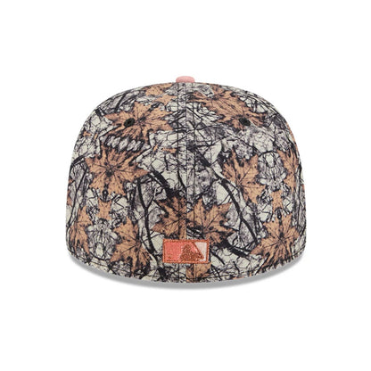 This is a Chicago White Sox Gradient Real Tree All Over Print 59FIFTY Fitted Cap 7