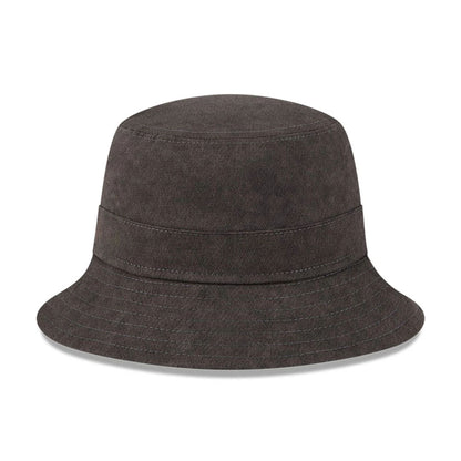 This is a New Era Black Bucket Hat 6