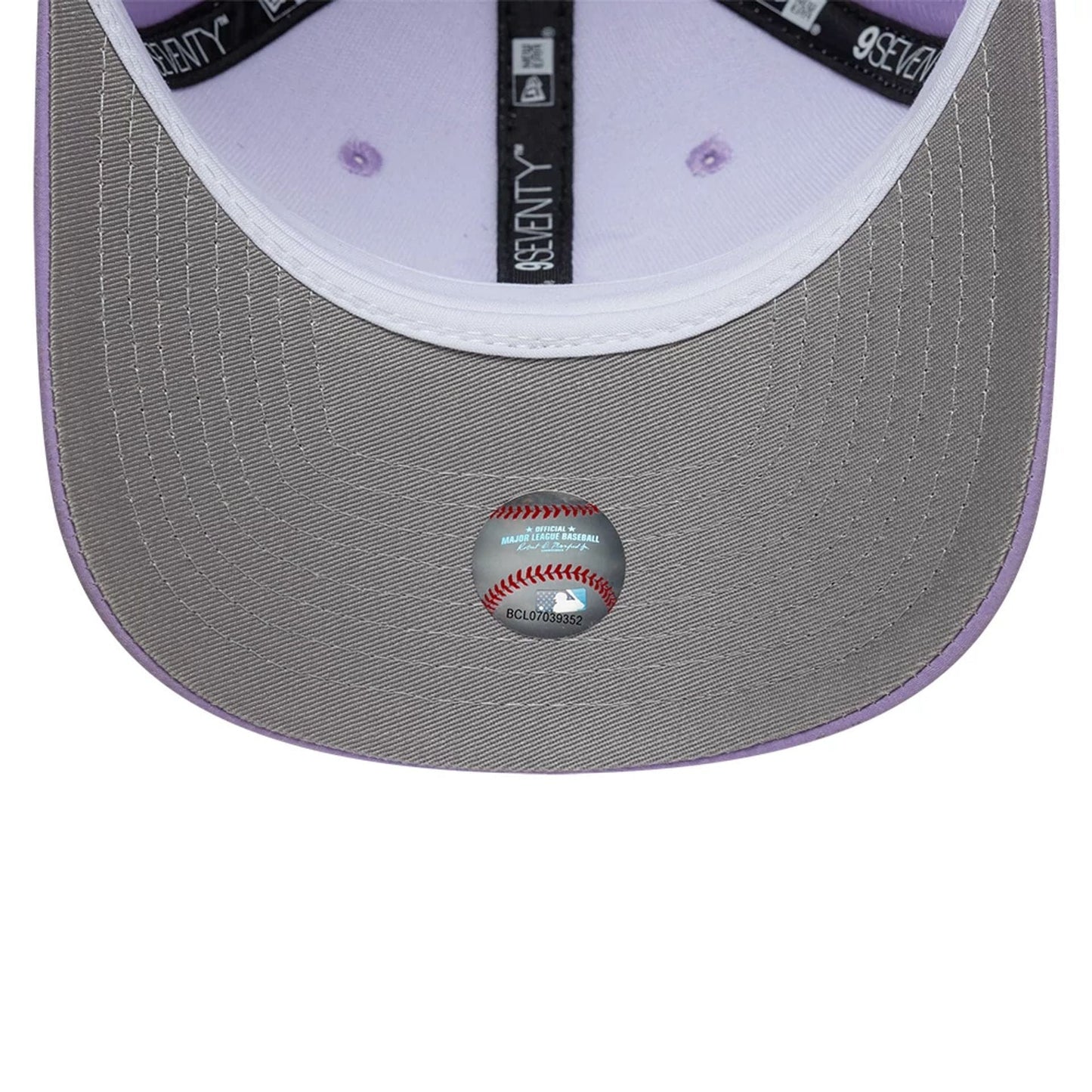 This is a Boston Red Sox Pastel Crepe Purple 9SEVENTY Stretch Snap Adjustable Cap 2
