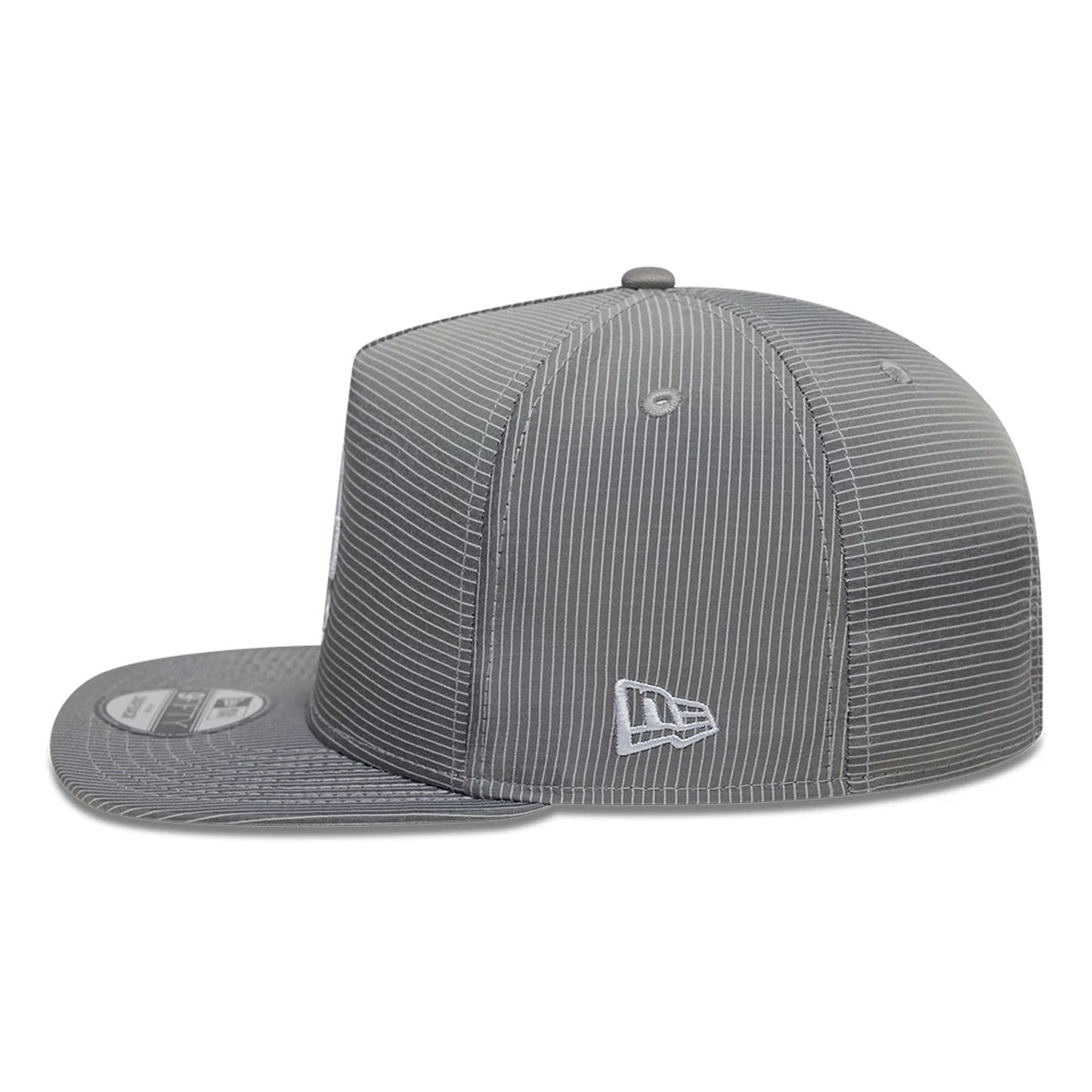 This is a LA Dodgers Pinstripe Ripstop Grey 9FIFTY A-Frame Snapback Adjustable Cap 4