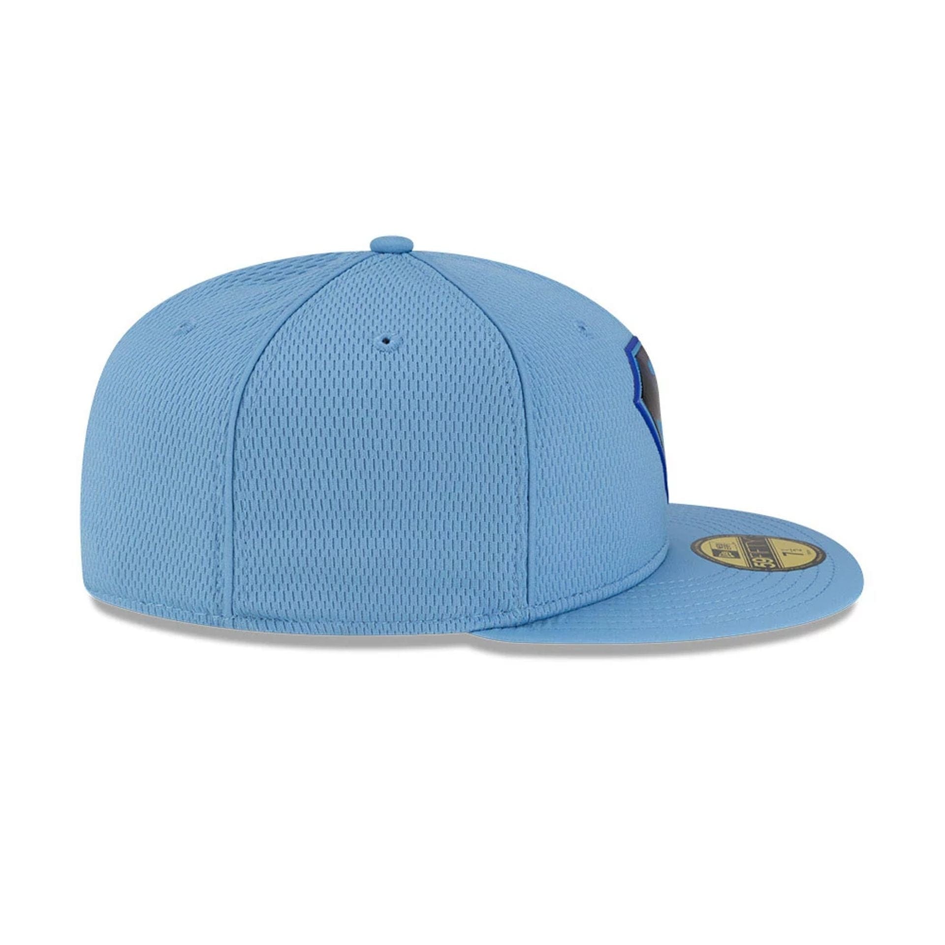 This is a Superman Pastel Blue 59FIFTY Fitted Cap 6
