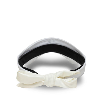 This is a New York Yankees MLB Midi Logo White Bow Back Visor Cap 2