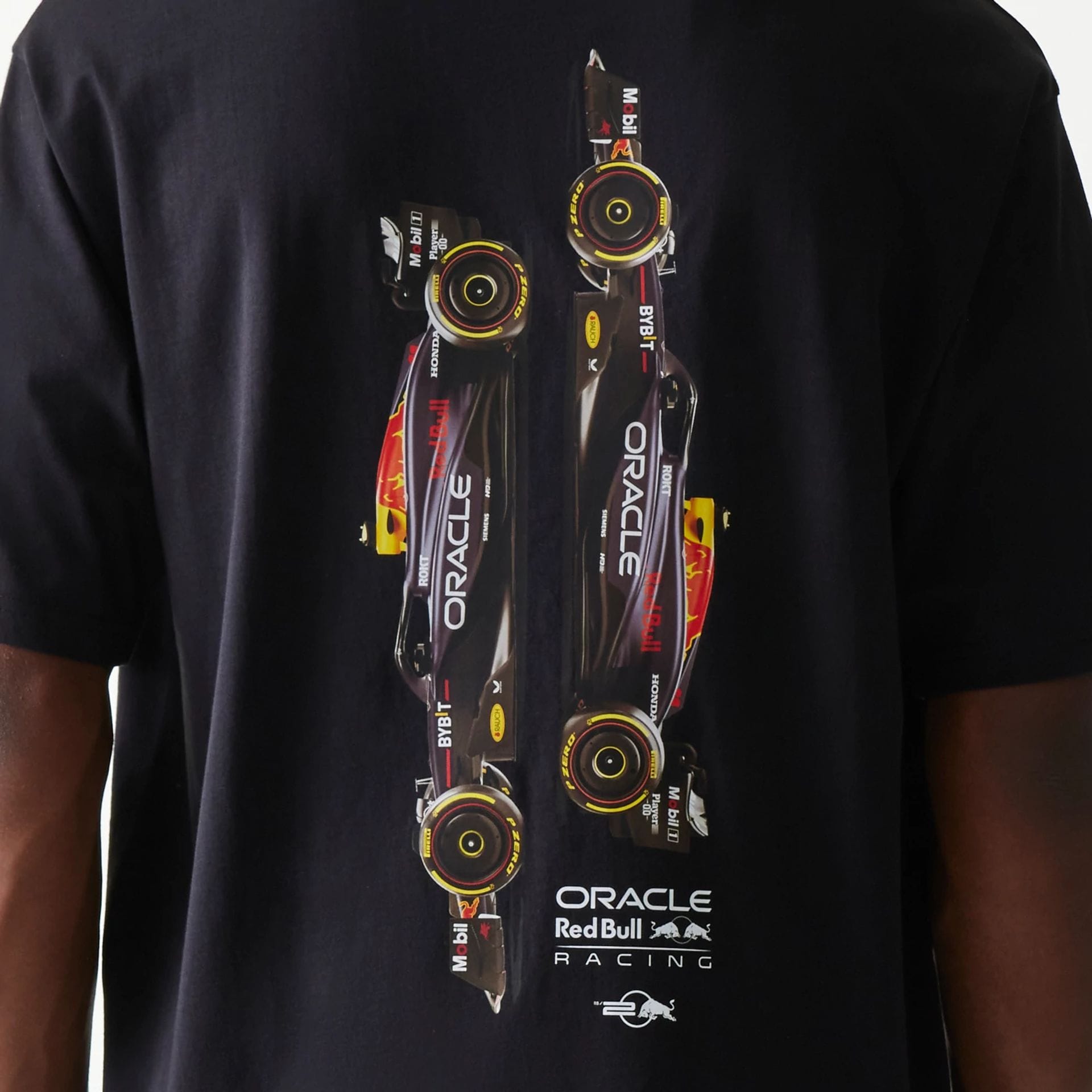 The Male model is wearing Red Bull Racing Profile Black Oversized T-Shirt 4