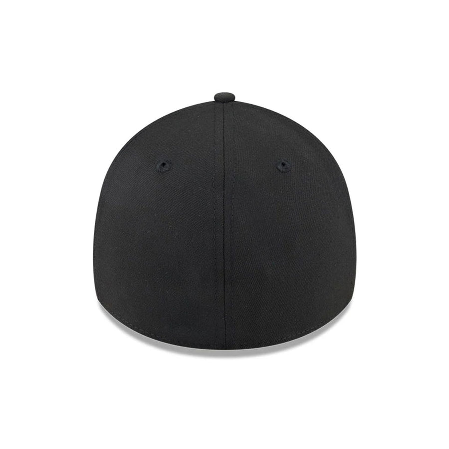 This is a New York Yankees MLB Lifestyle Black 39THIRTY Stretch Fit Cap 7