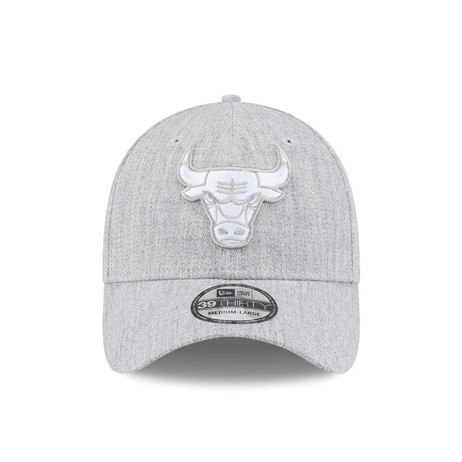Pictured is this NBA Heather Chicago Bulls 39THIRTY Stretch Fit cap in grey. 2
