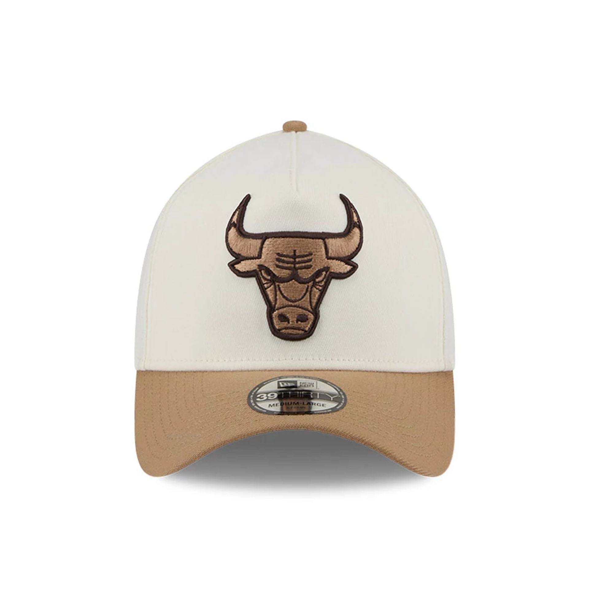 Pictured is this NBA Sandy Bay Chicago Bulls 39THIRTY A-Frame Stretch Fit cap in white. 3