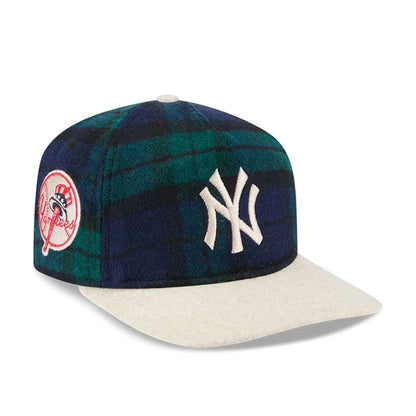 This is a New York Yankees Plaid Letterman Open Green 19TWENTY Adjustable Cap 1
