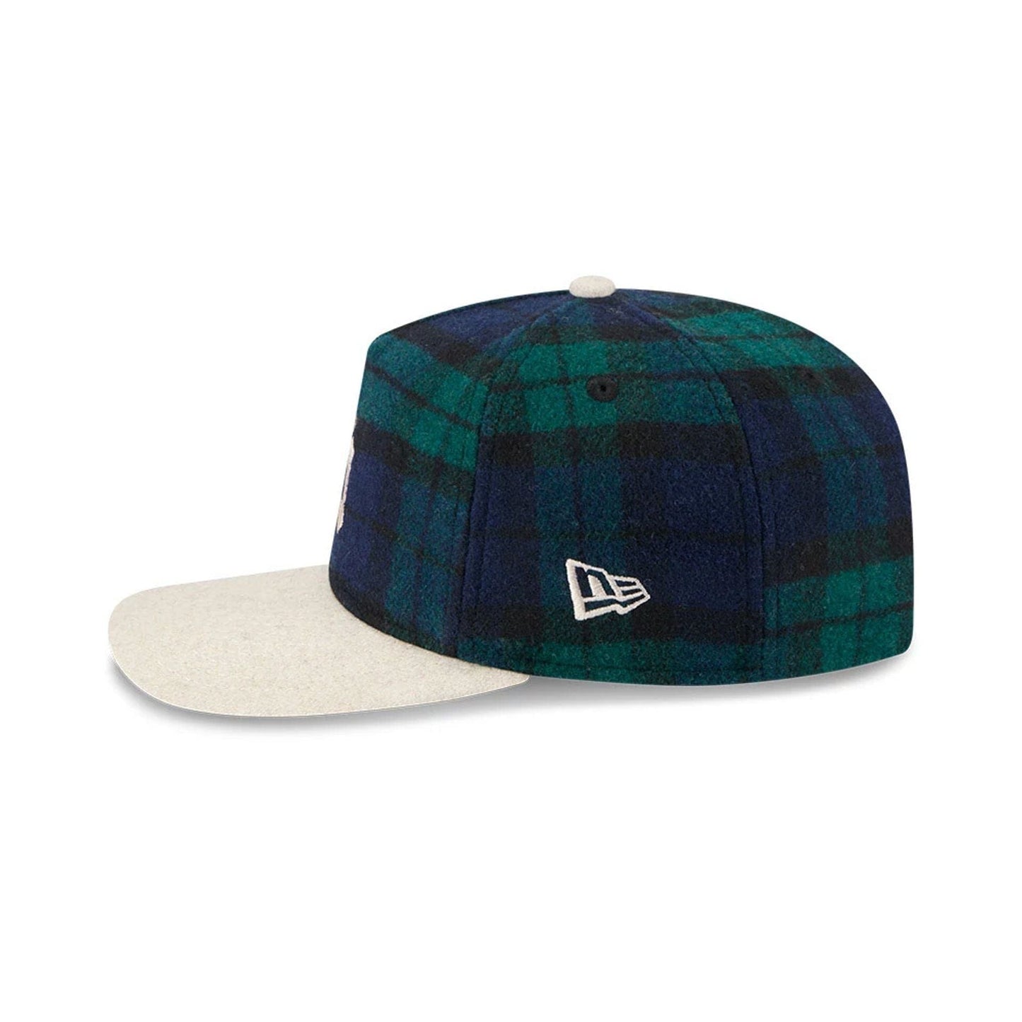 This is a New York Yankees Plaid Letterman Open Green 19TWENTY Adjustable Cap 6