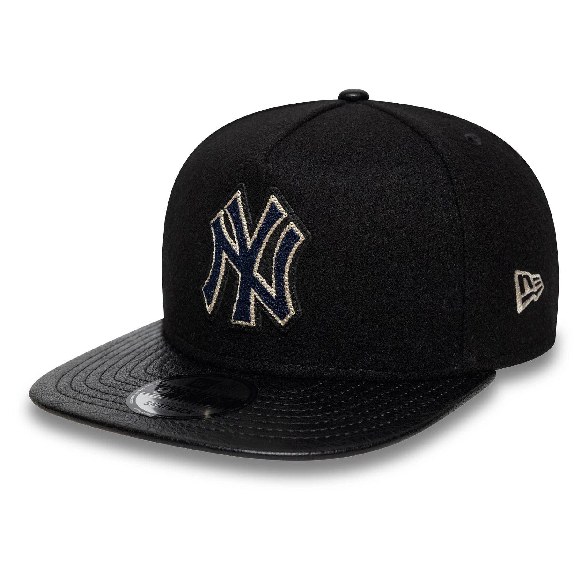 This is a New York Yankees Wool Letterman Black 9FIFTY A-Frame Snapback Adjustable Cap 4