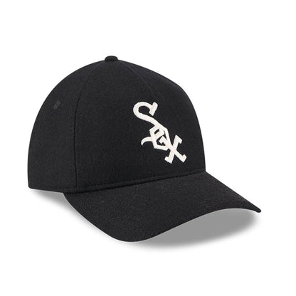 This is a Chicago White Sox Wool Letterman Black 9TWENTY A-Frame Adjustable Cap 4