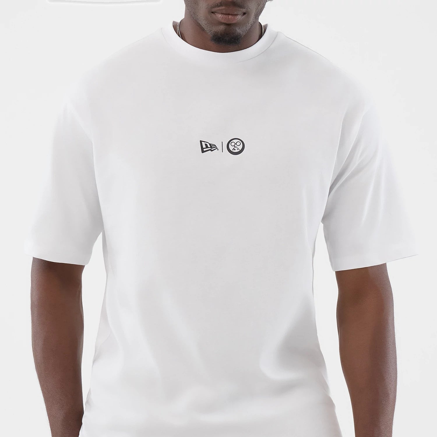 The Male model is wearing Sakamoto Days Icon Netflix White T-Shirt 3