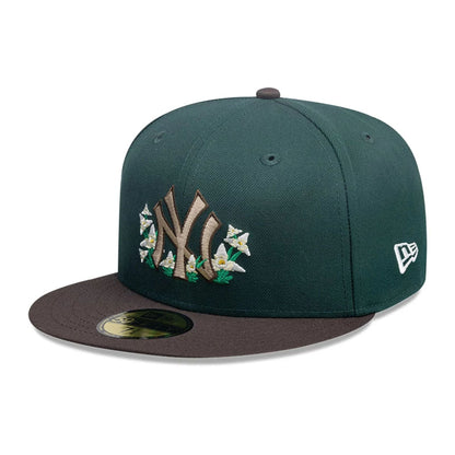 This is a New York Yankees MLB City Element Guatemala Dark Green 59FIFTY Fitted Cap 1