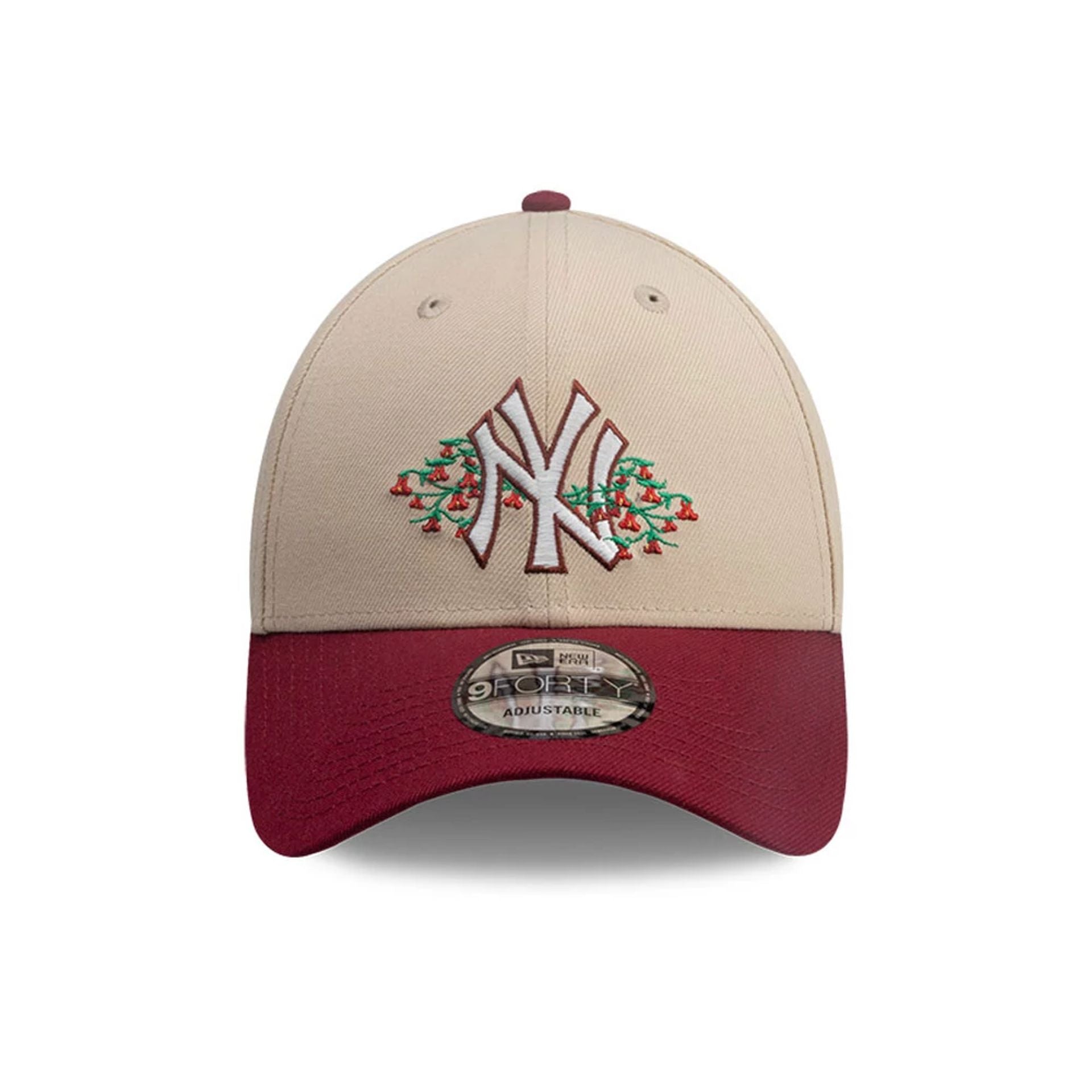 This is a New York Yankees MLB City Element Chile Light Beige 9FORTY Adjustable Cap 3