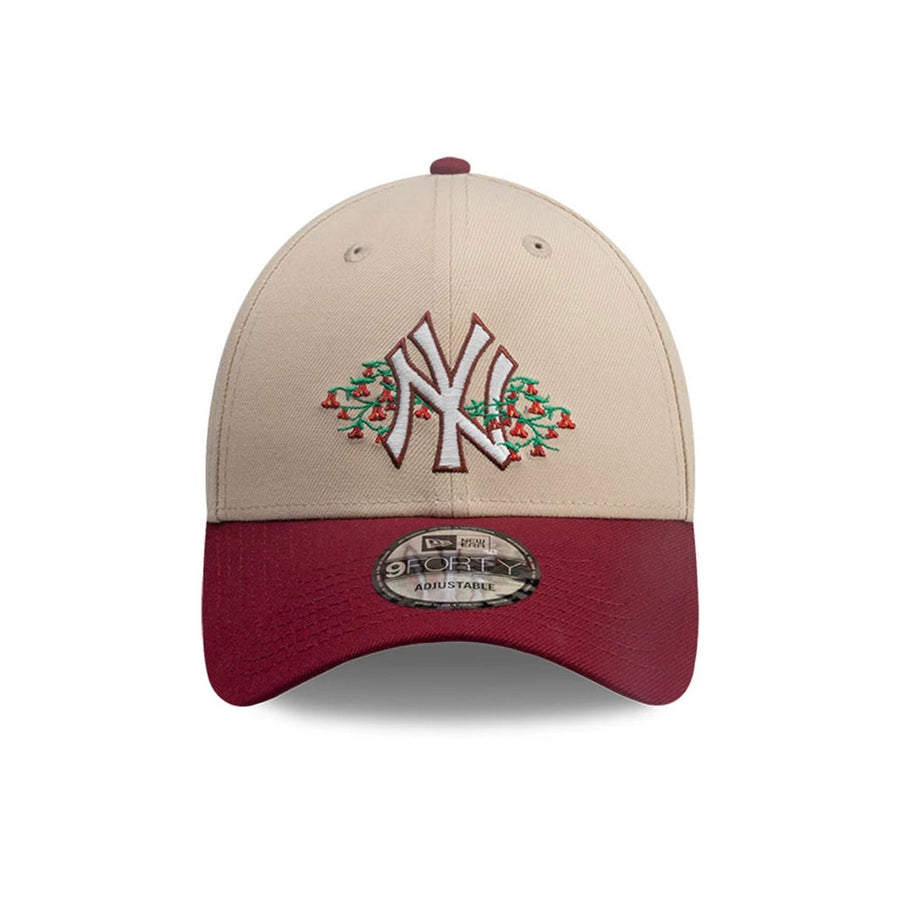This is a New York Yankees MLB City Element Chile Light Beige 9FORTY Adjustable Cap 3