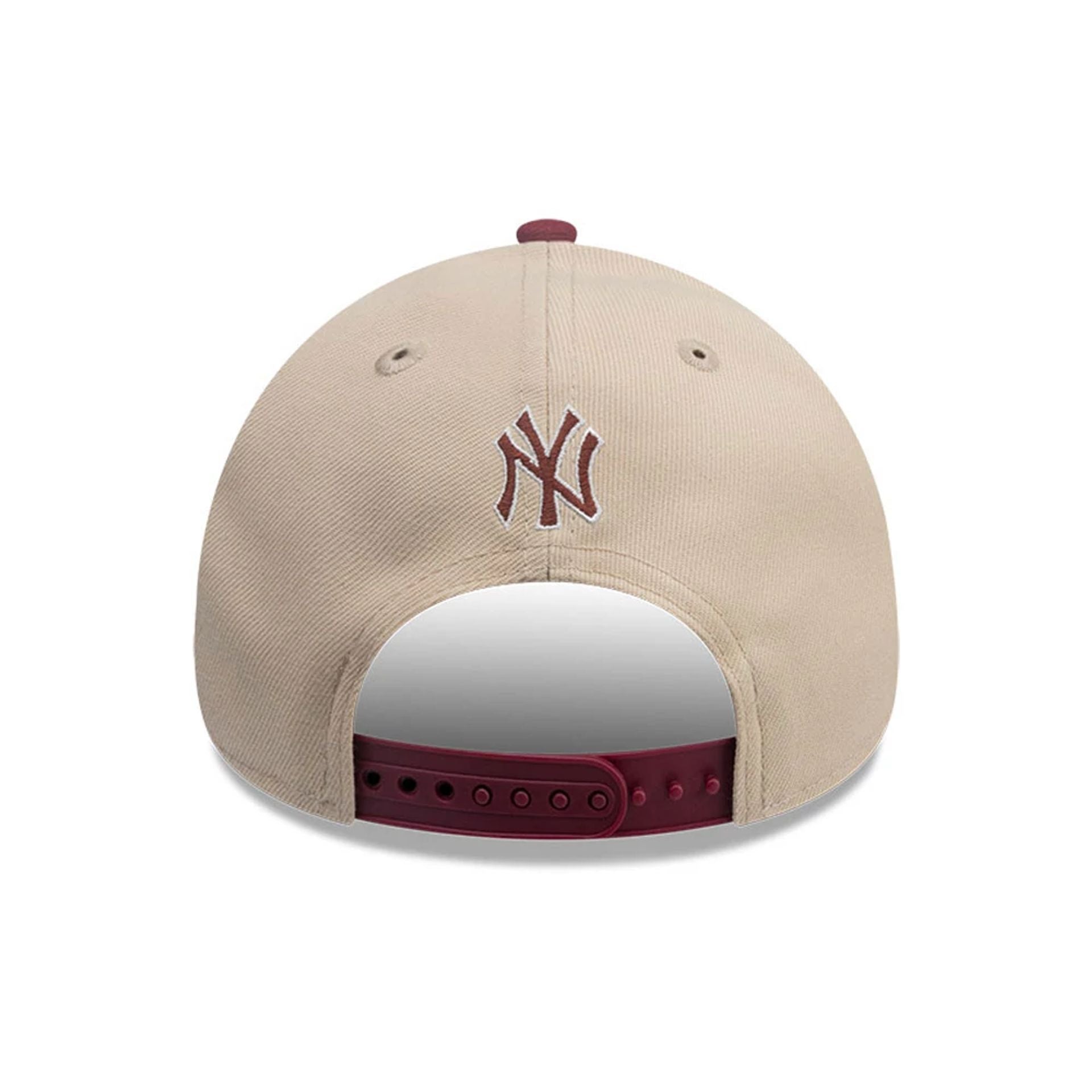 This is a New York Yankees MLB City Element Chile Light Beige 9FORTY Adjustable Cap 5