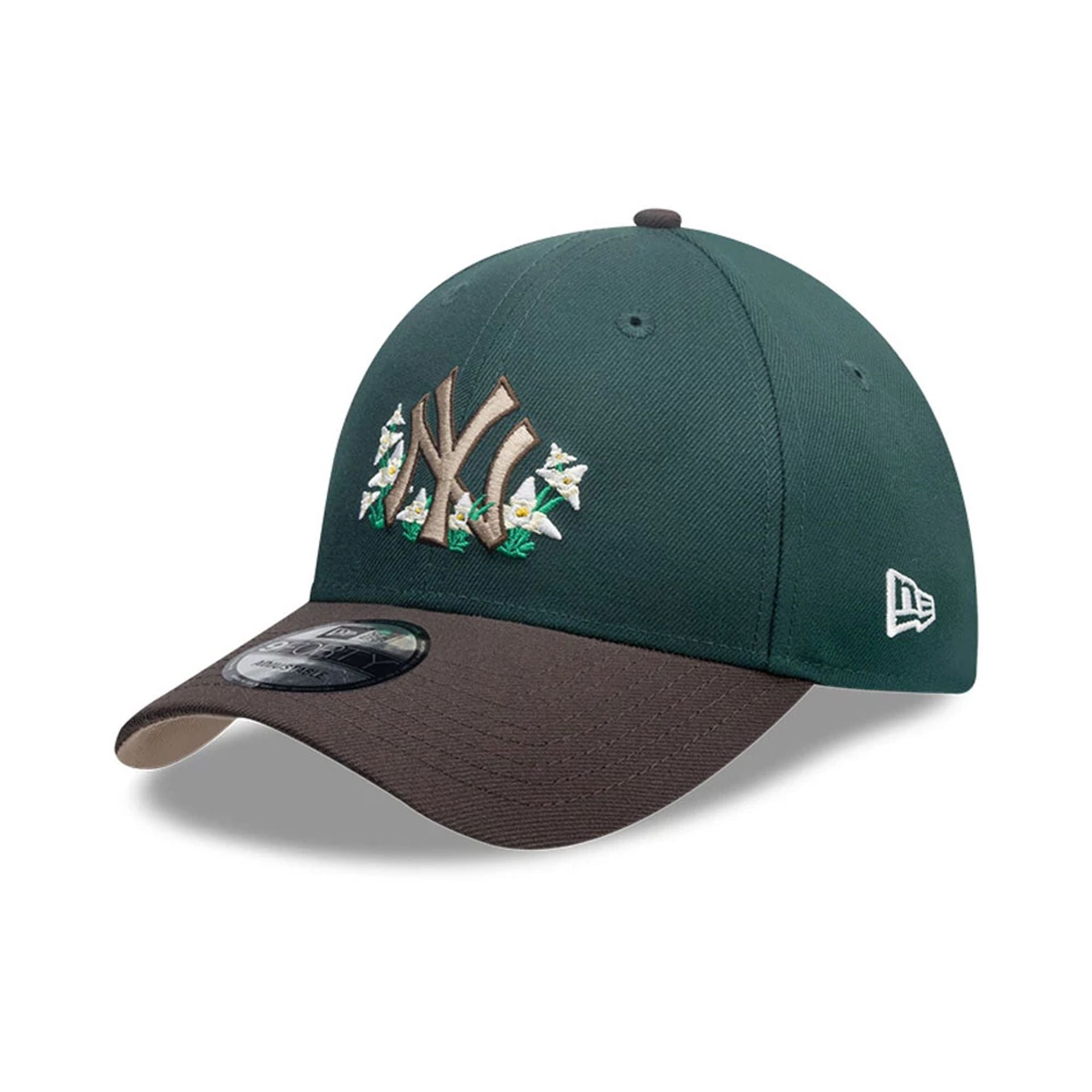 This is a New York Yankees MLB City Element Guatemala Dark Green 9FORTY Adjustable Cap 1