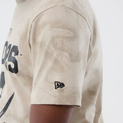 The model is wearing this Treasure Map The Goonies T-Shirt in light beige. 4