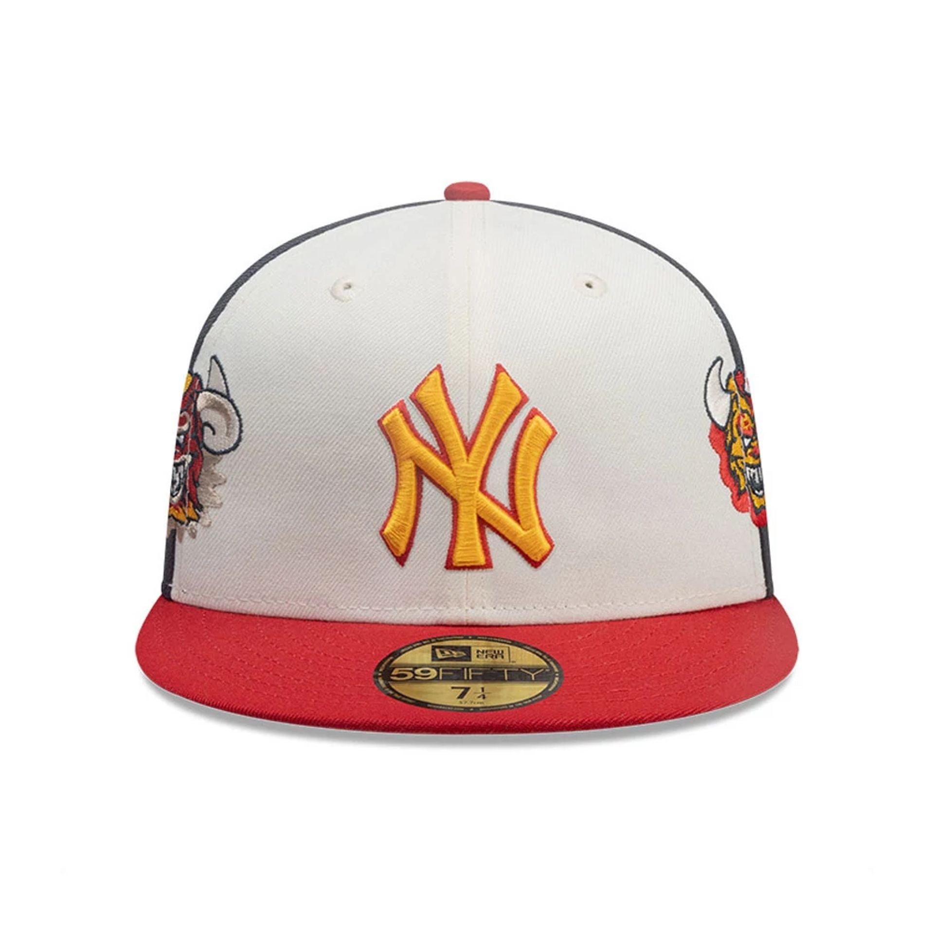 This is a New York Yankees MLB City Element Dominican Republic White 59FIFTY Fitted Cap 3