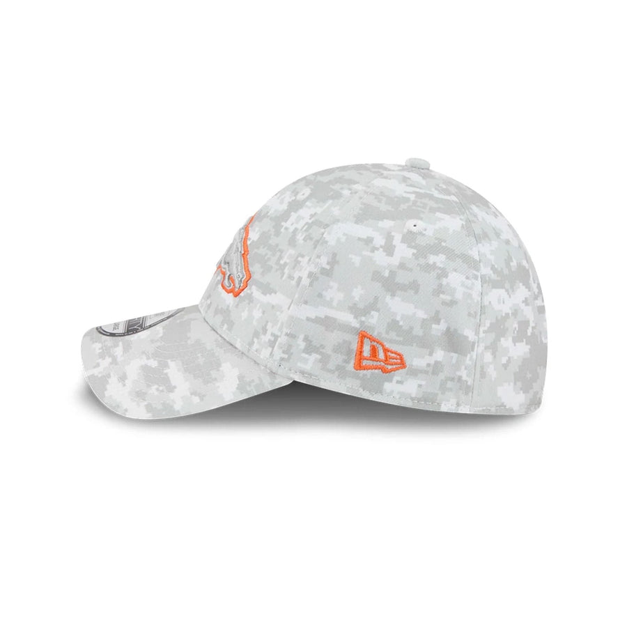 This is a Denver Broncos NFL Salute To Service 2025 Grey Camo 39THIRTY Stretch Fit Cap 7