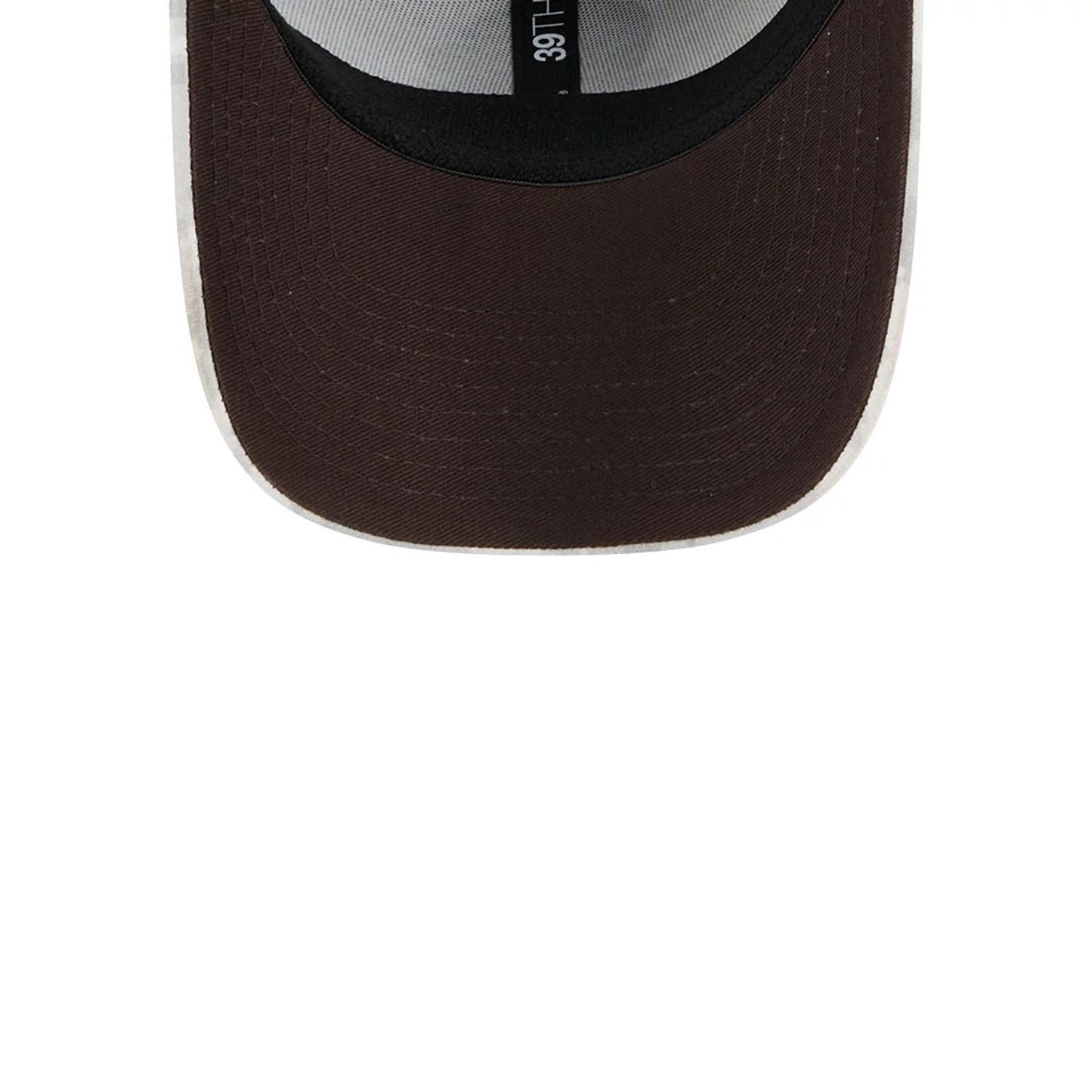 This is a Cleveland Browns NFL Salute To Service 2025 Grey Camo 39THIRTY Stretch Fit Cap 2