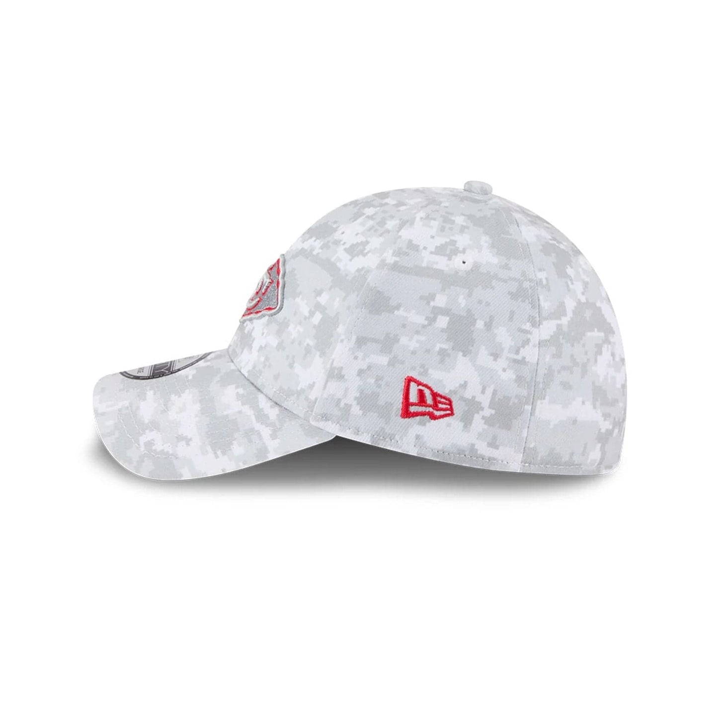 This is a Kansas City Chiefs NFL Salute To Service 2025 Grey Camo 39THIRTY Stretch Fit Cap 7