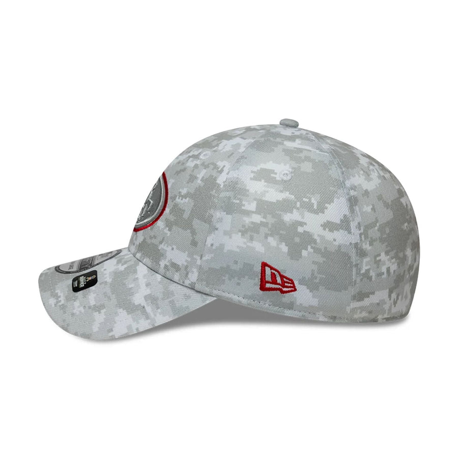This is a San Francisco 49ers NFL Salute To Service 2025 Grey Camo 39THIRTY Stretch Fit Cap 5