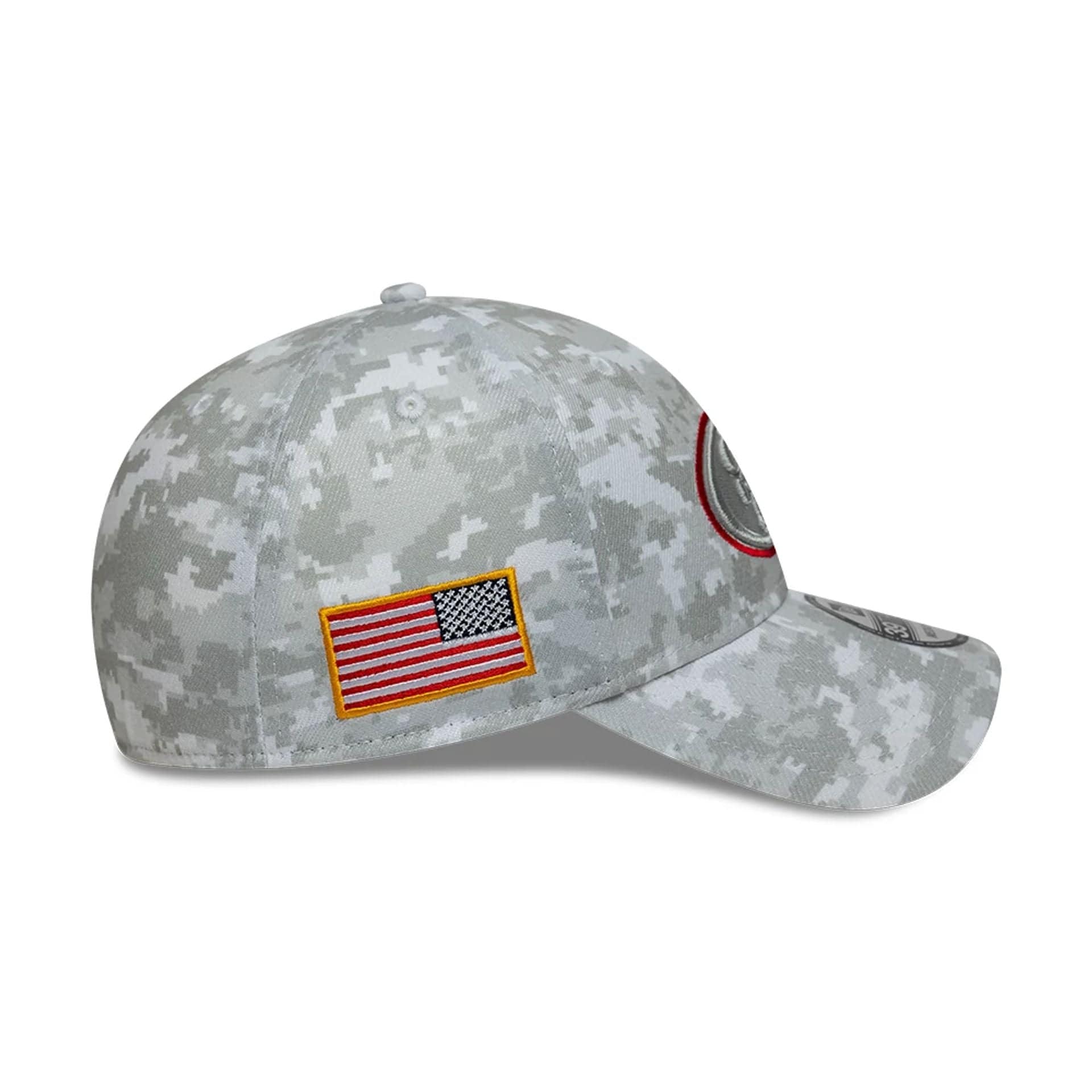 This is a San Francisco 49ers NFL Salute To Service 2025 Grey Camo 39THIRTY Stretch Fit Cap 6