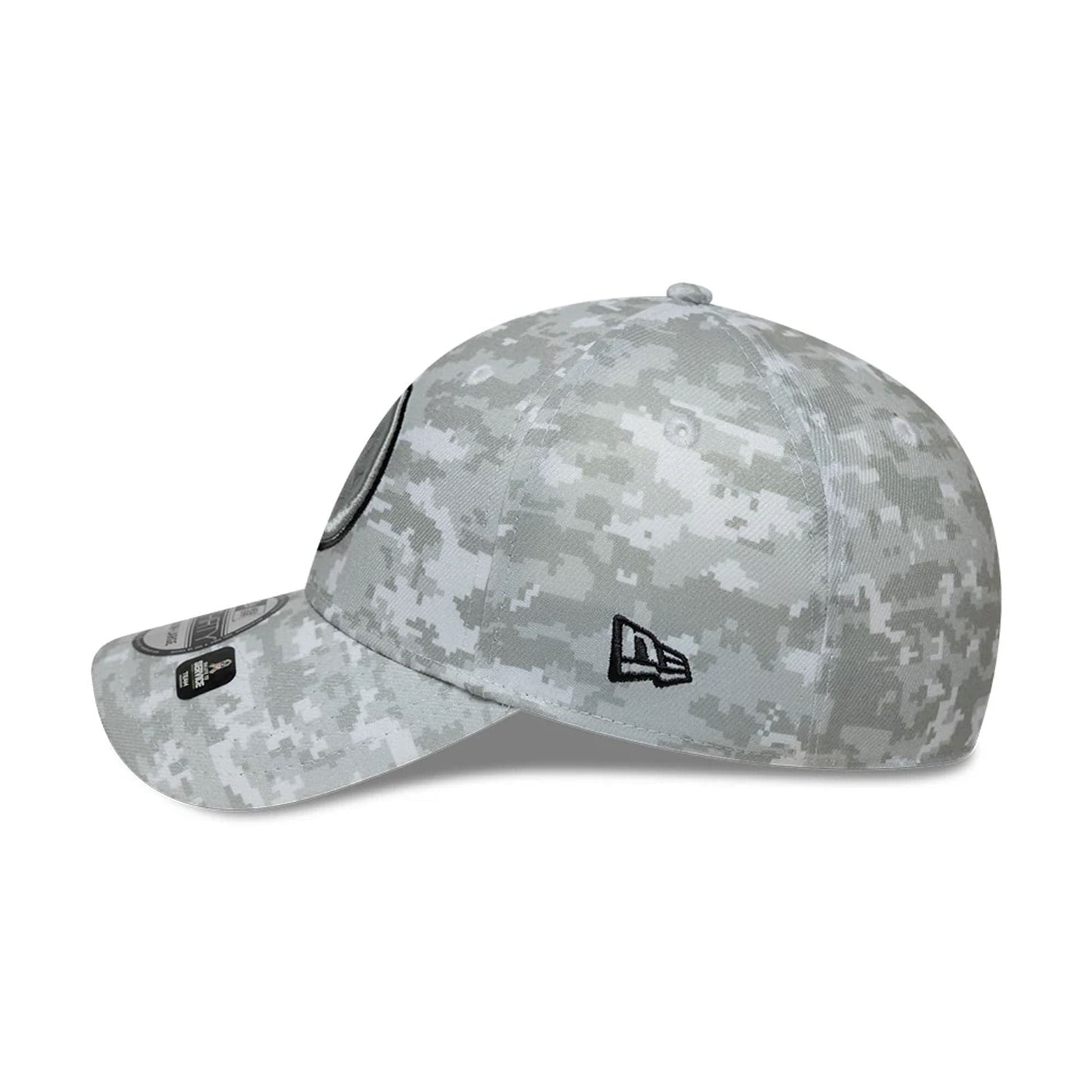 This is a Pittsburgh Steelers NFL Salute To Service 2025 Grey Camo 39THIRTY Stretch Fit Cap 5