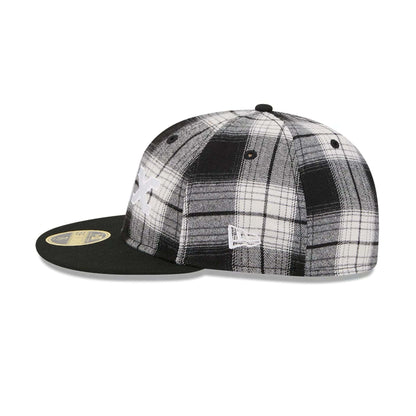 This is a Chicago White Sox MLB Grunge Style Plaid Black Retro Crown 59FIFTY Fitted Cap 5