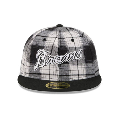 This is a Atlanta Braves MLB Grunge Style Plaid Black Retro Crown 59FIFTY Fitted Cap 2