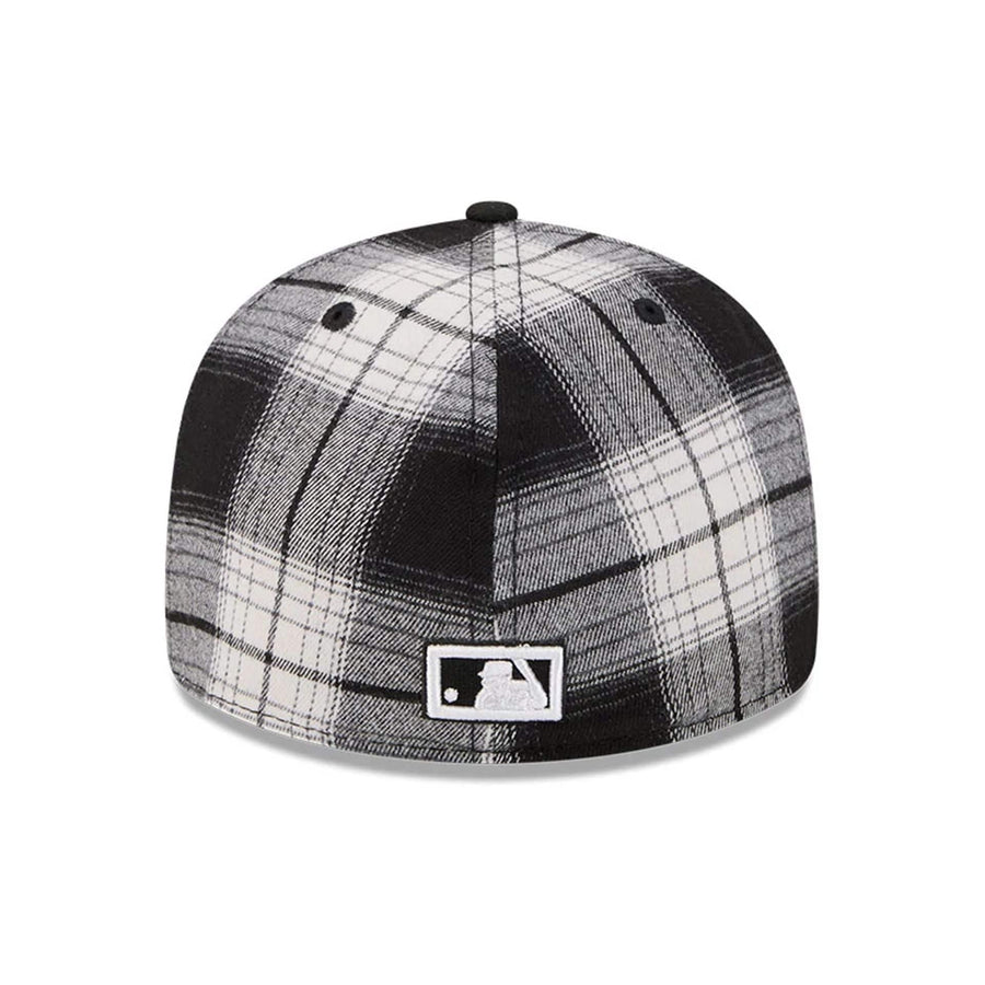 This is a Brooklyn Dodgers MLB Grunge Style Plaid Black Retro Crown 59FIFTY Fitted Cap 6