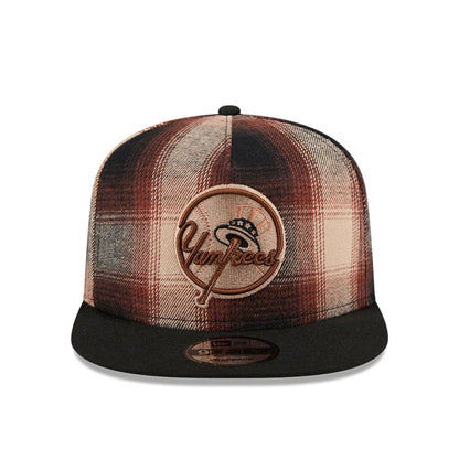 This is a New York Yankees MLB Grunge Style Plaid Open Brown 9FIFTY A-Frame Snapback Adjustable Cap 4