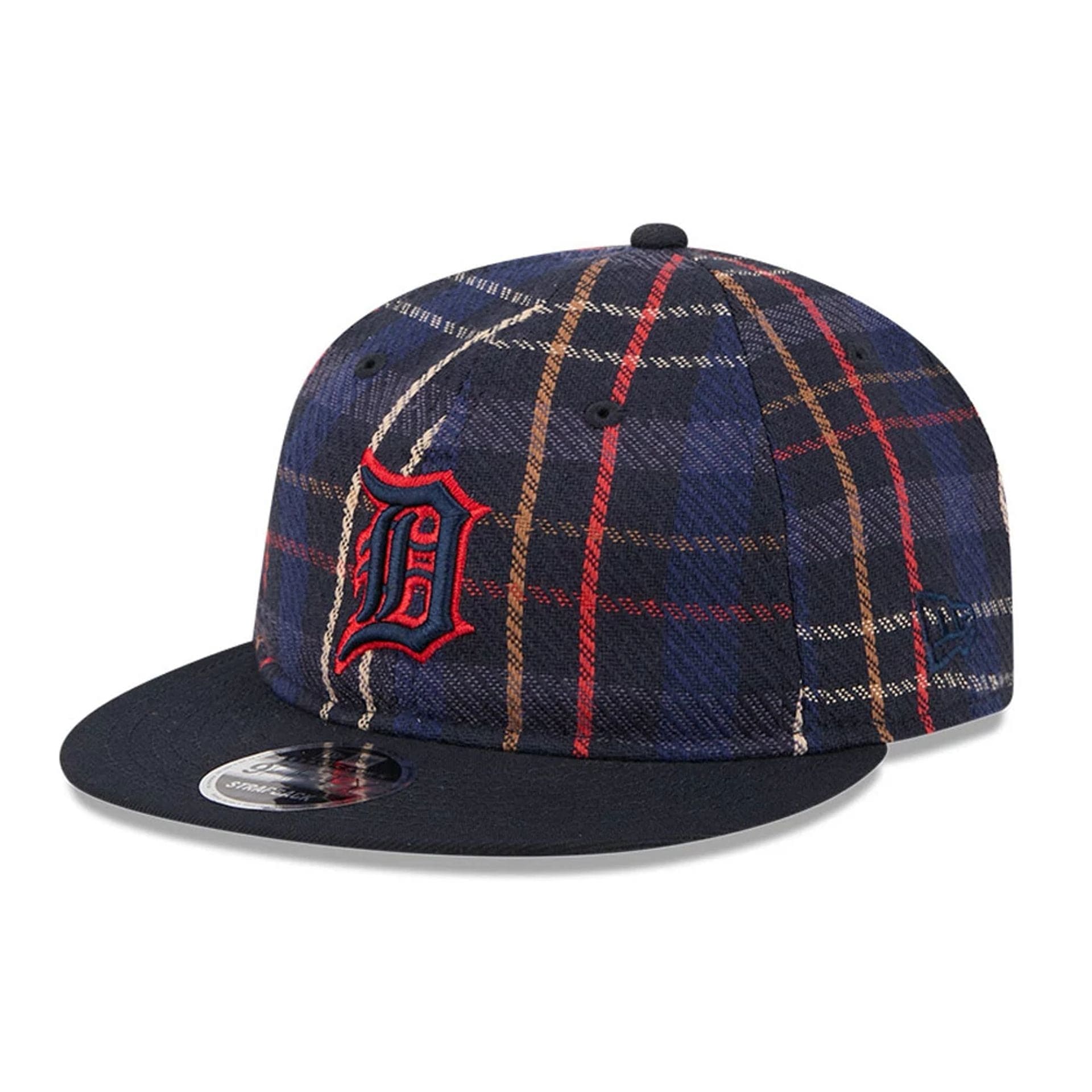 This is a Detroit Tigers MLB Grunge Style Plaid Navy Retro Crown 9FIFTY Adjustable Cap 1